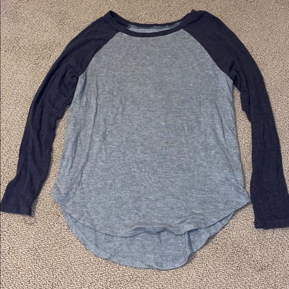 American Eagle long sleeve